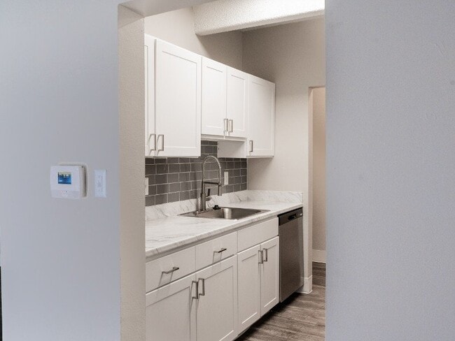 Foto del edificio - Raven