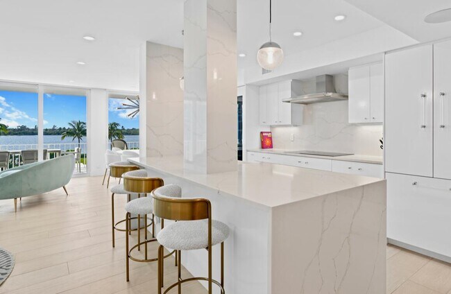 Foto del edificio - 2784 S Ocean Blvd