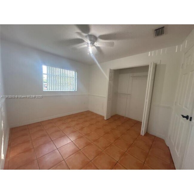 Foto del edificio - 10371 SW 201st Ter