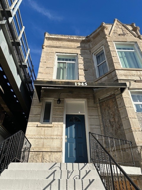 Building Photo - 1945 S Kedzie Ave