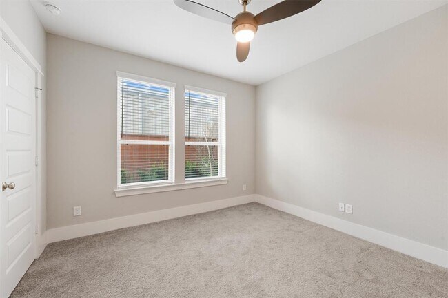 Building Photo - 12503 Holly Blue Ln