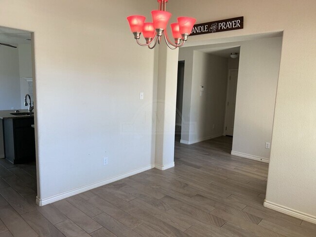 Building Photo - **2-Week Free Rent**7607 Melanite Drive, K...