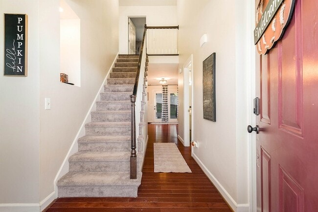 Photo - 1141 Decca Dr House