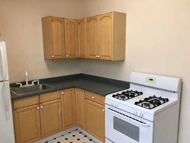 Foto del edificio - 1517 Plainfield Ave NE