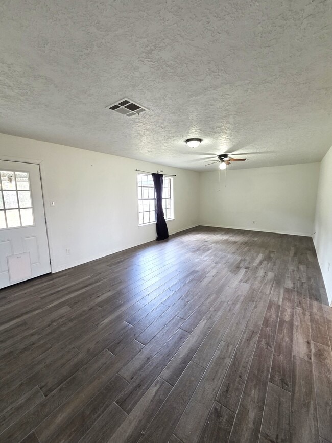 Foto del edificio - 3360 US-69