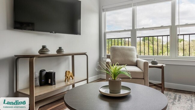 Foto del edificio - 1010 Enclave Blvd