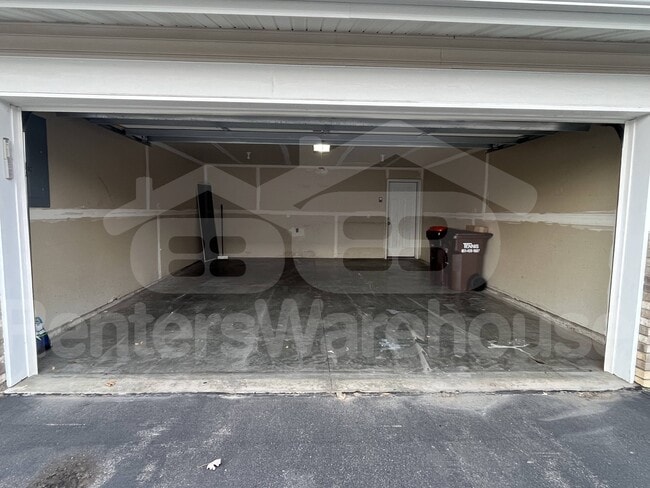Building Photo - 6953 99th Ct S