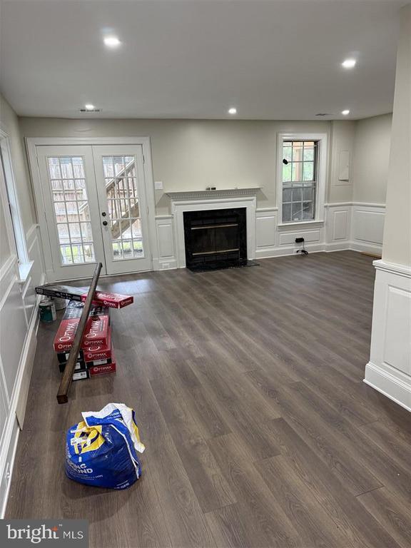 Building Photo - 7925 Gunston Woods Pl