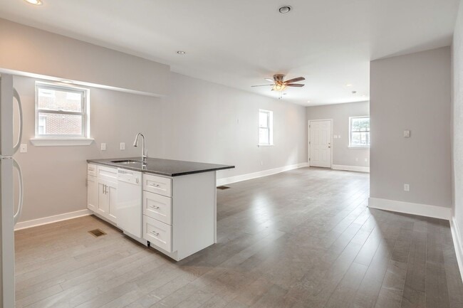 Photo - 1400 S 16th St Townhome