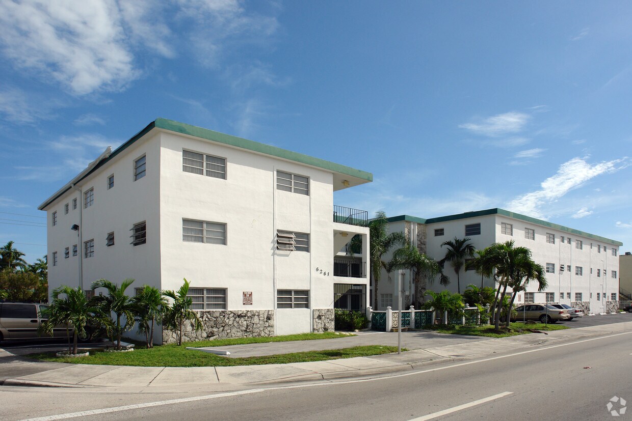 Building Photo - Kendor Apartments