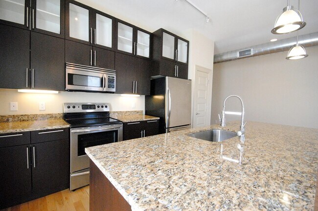 Foto del edificio - 4701 McPherson
