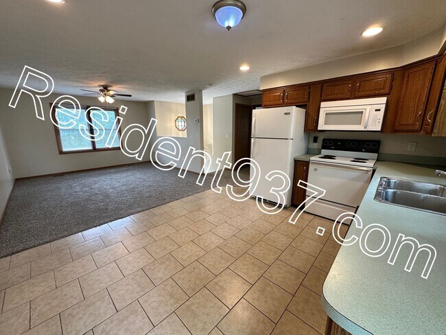 Building Photo - 3788 Sellars Rd