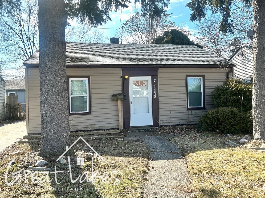 Foto principal - Lovely 2 bedroom / 1 bathroom house for re...