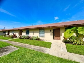 Building Photo - 3047 Tropicana Blvd