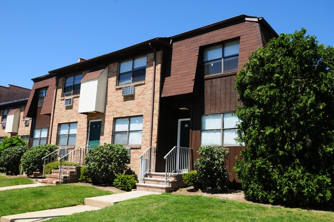 Foto del edificio - North Brunswick Manor