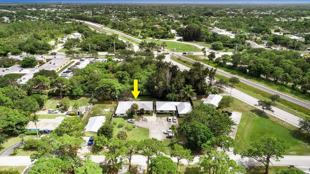 Foto del edificio - 4700 SE Compass Way