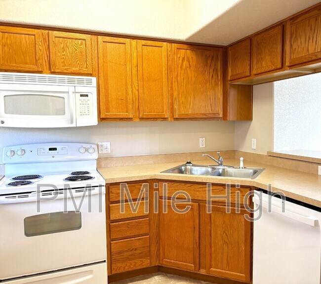 Foto del edificio - 8690 Decatur St