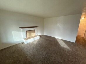 Building Photo - 1215 NW 11th St