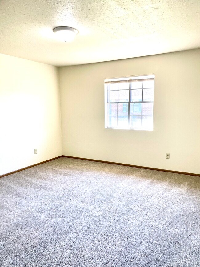Foto del edificio - 5458 Folsom Dr
