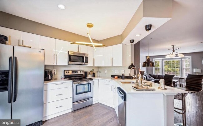 Foto del edificio - 15907 Elf Stone Ct