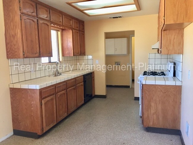 Foto del edificio - 4362 N Greenwood Ave