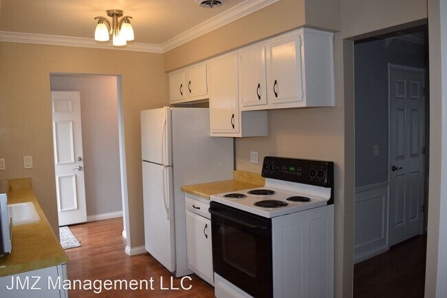 Building Photo - 3 br, 1.5 bath House - 24317 Bashian Dr Un...