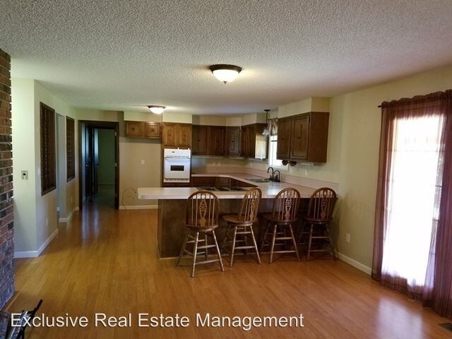 Building Photo - 4 br, 2 bath House - 6214 Reeder Road