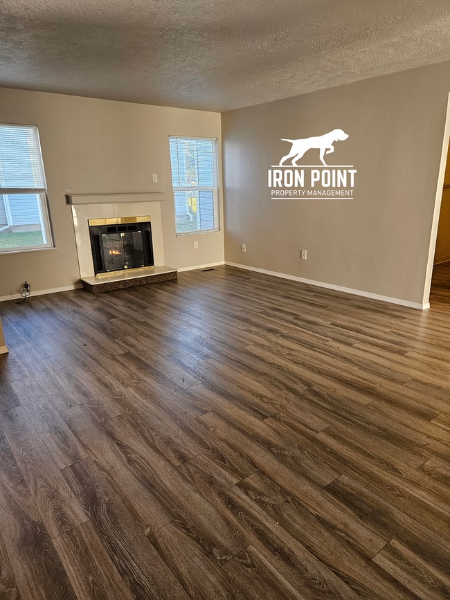 Building Photo - DAL584