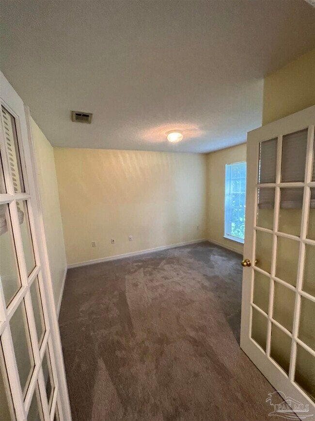 Building Photo - 4966 Berkeley Forest Blvd