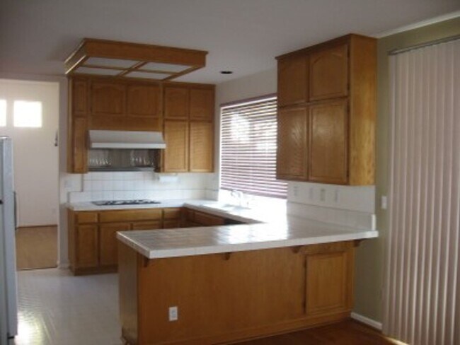 Foto del edificio - Spacious Newly Renovated 5 Bedroom Home in Tracy – $3,200/Month Available Soon!