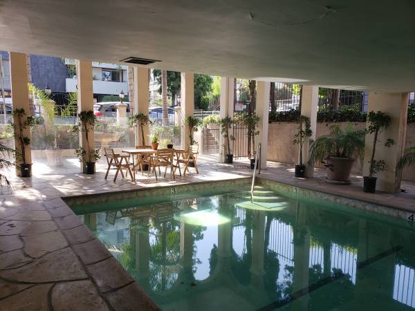 pool/BBQ area with outdoor seating - 1764 N Sycamore Ave