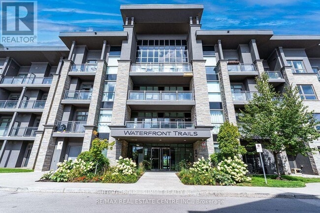 Building Photo - 35 Southshore Cres