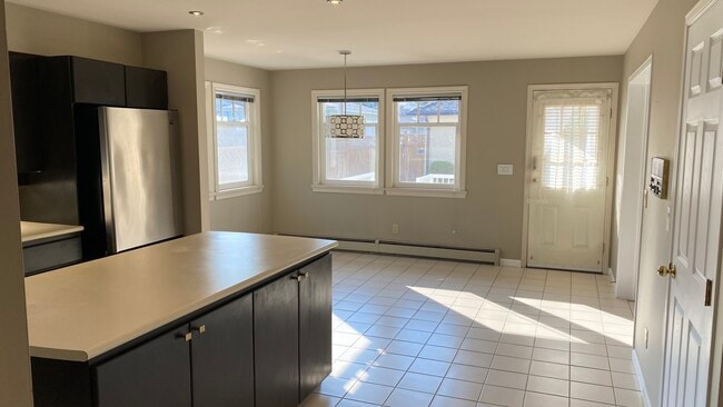 Photo du bâtiment - 520 26th Av W