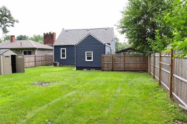 Building Photo - 5416 Mulberry Ave