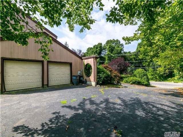 Building Photo - 126 Bagatelle Rd