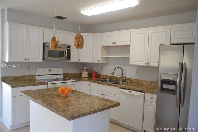 Building Photo - 13715 SW 84th St