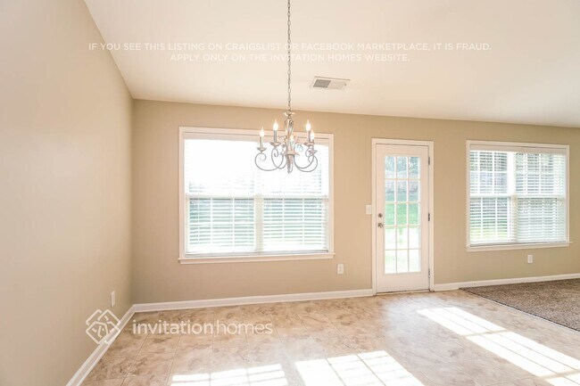 Foto del edificio - 1029 S Creek Dr