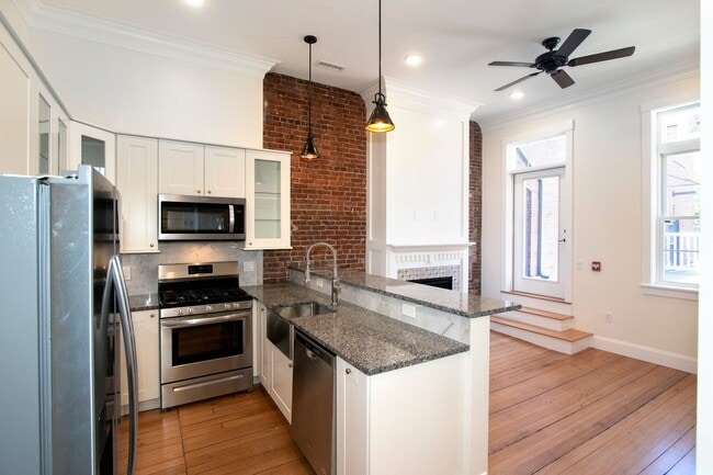 Foto del edificio - 440 Central Ave