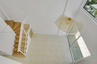 Building Photo - 1528 Brickell Ave