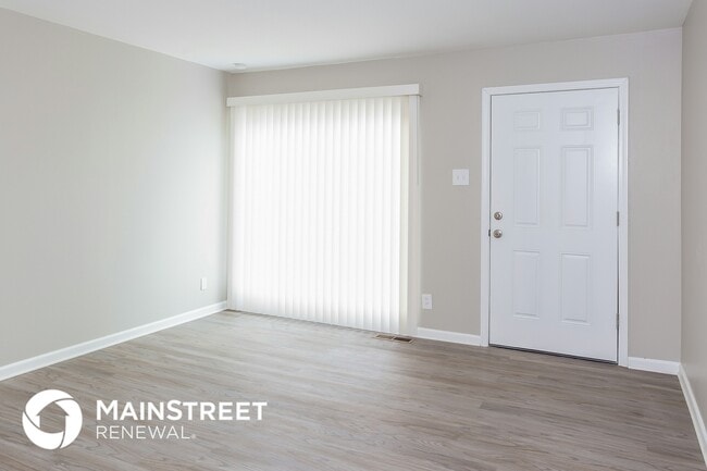 Building Photo - 12317 Santa Maria Dr