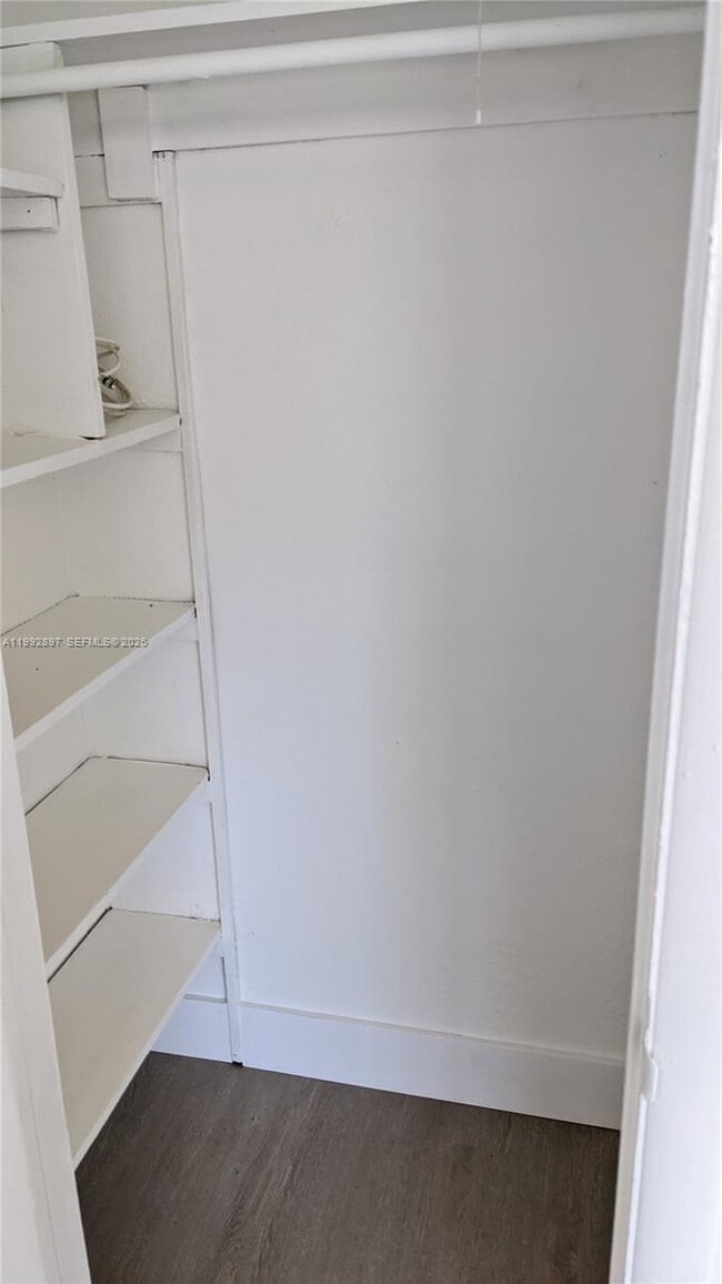 Foto del edificio - 811 81st St