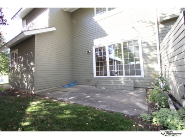 Building Photo - Cute Condo!