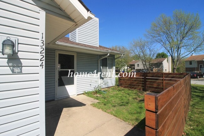 Foto del edificio - Cozy Olathe Ranch Style Home w/ Wood Floors!