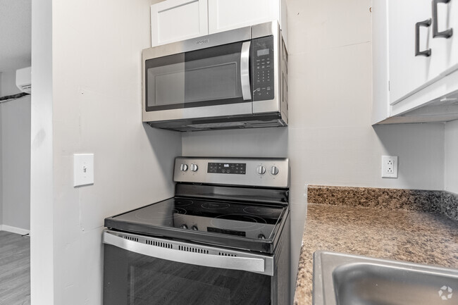 1BR, 1BA - 550SF - Kitchen - The Lily Grace Apartments