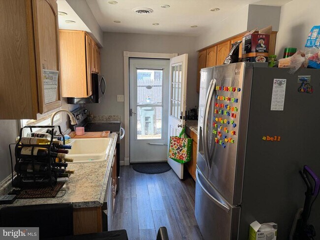 Foto del edificio - 127 Dory Ct