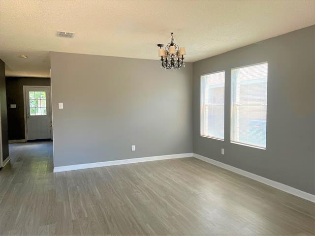 Building Photo - 2333 Live Oak Dr