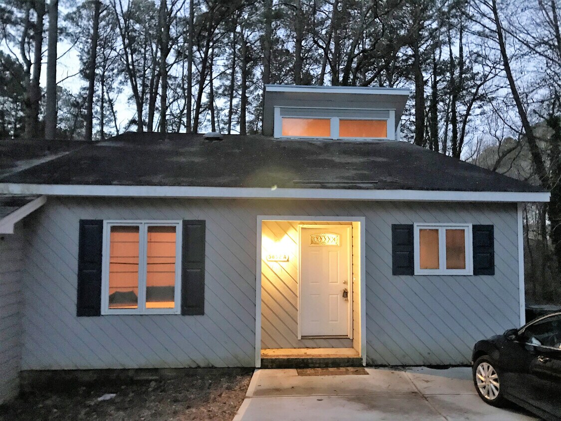 Foto principal - 5652 Thea Ln