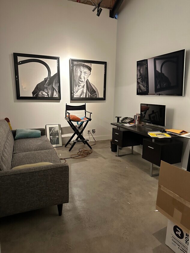 Foto principal - 3144 W Carroll Ave