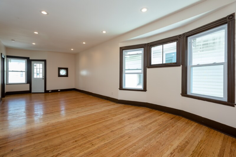 483 Hamilton St, Albany, NY 12203 Room for Rent in Albany, NY