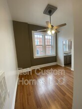 Building Photo - 364 S Queen St